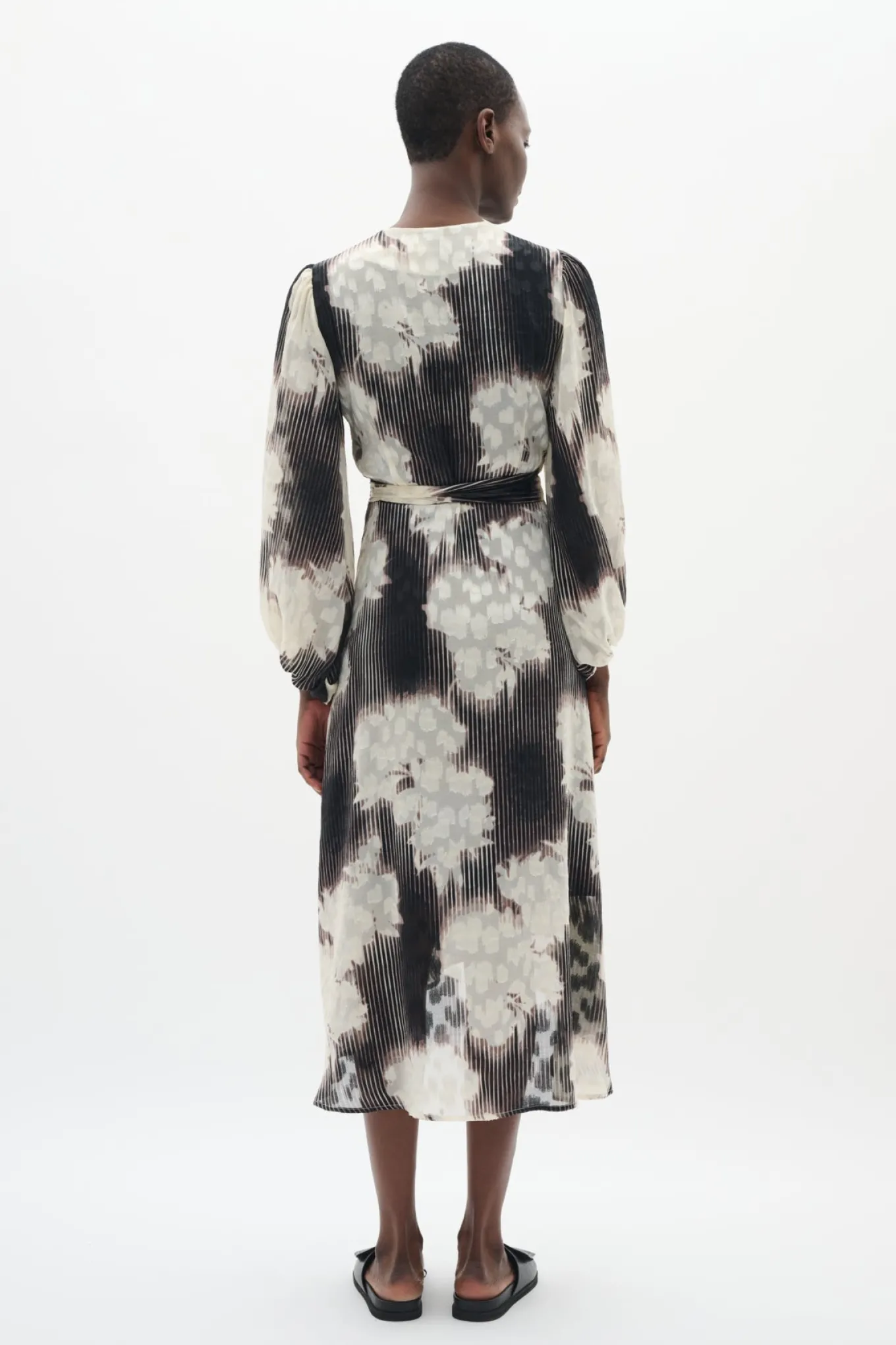 BasiraIW Wrap Dress Neutral Illuminating Florals 30106532