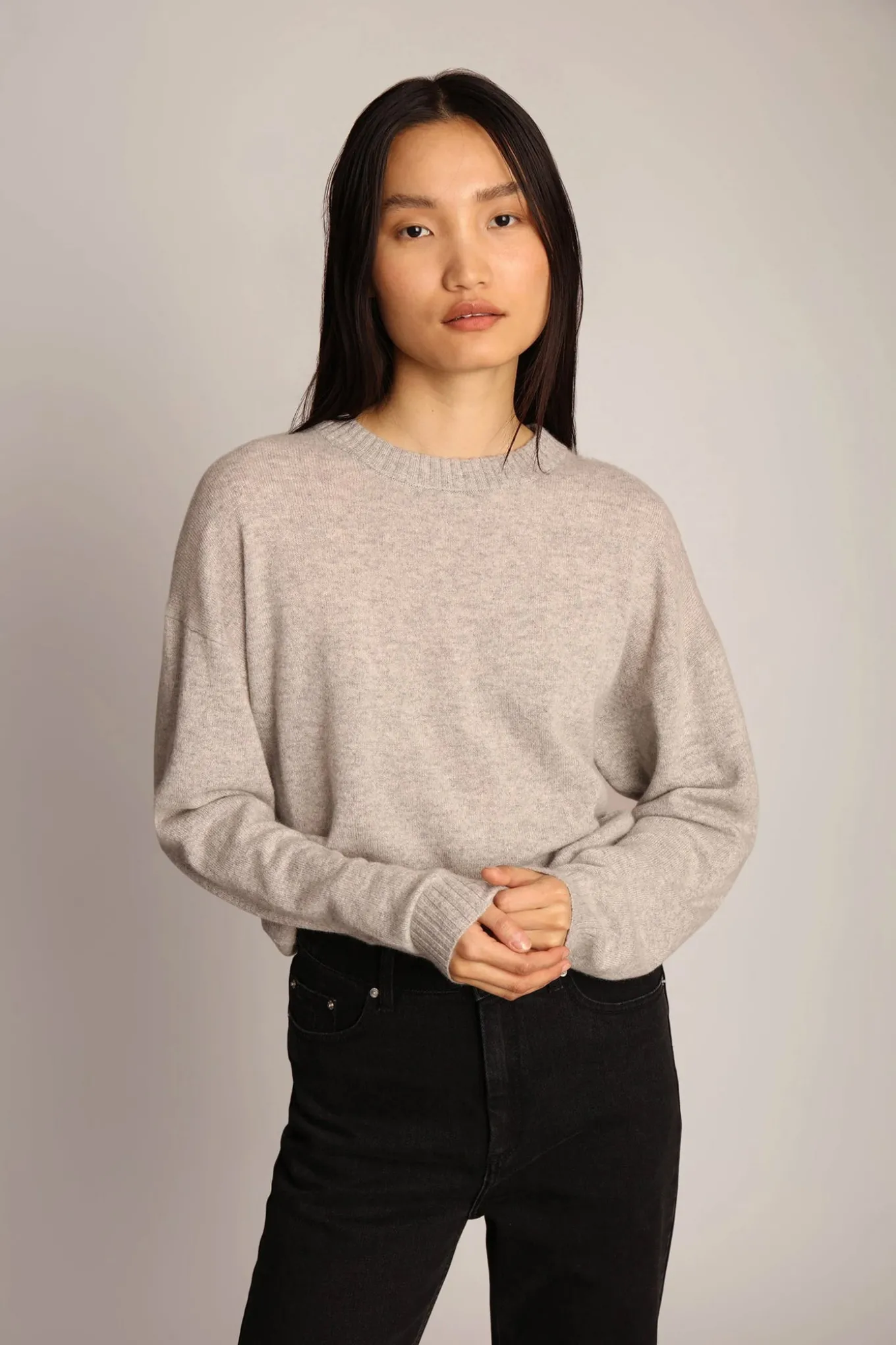 KIARAN 80Light Grey 1628/24777
