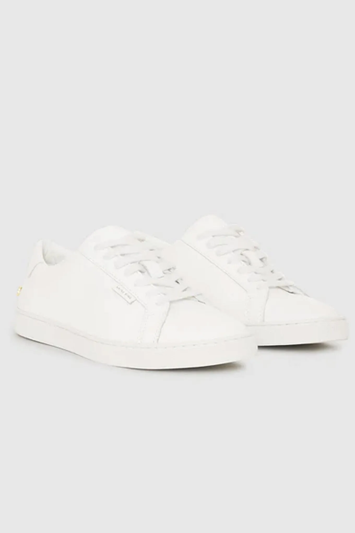Liane White A143170
