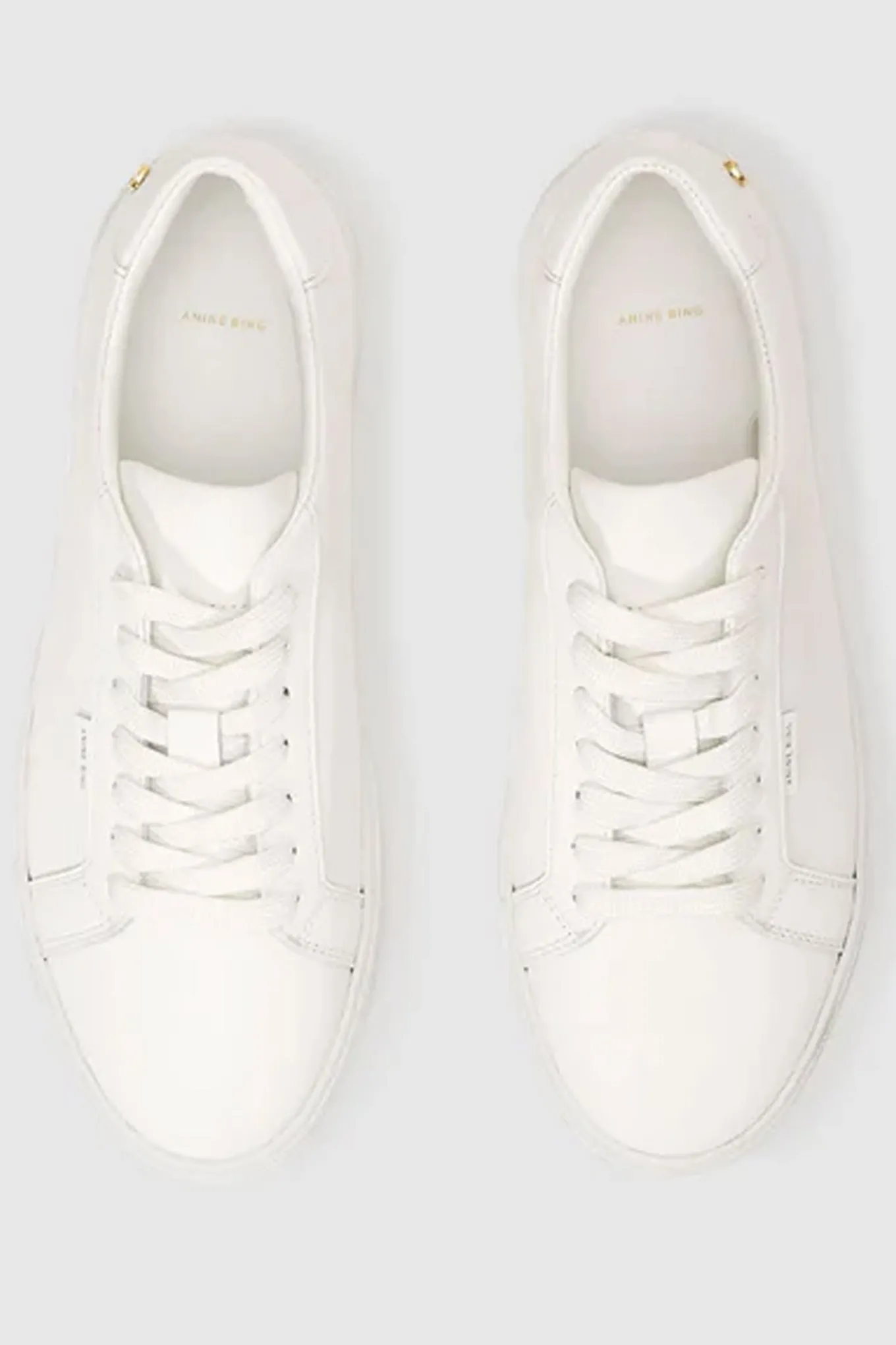 Liane White A143170