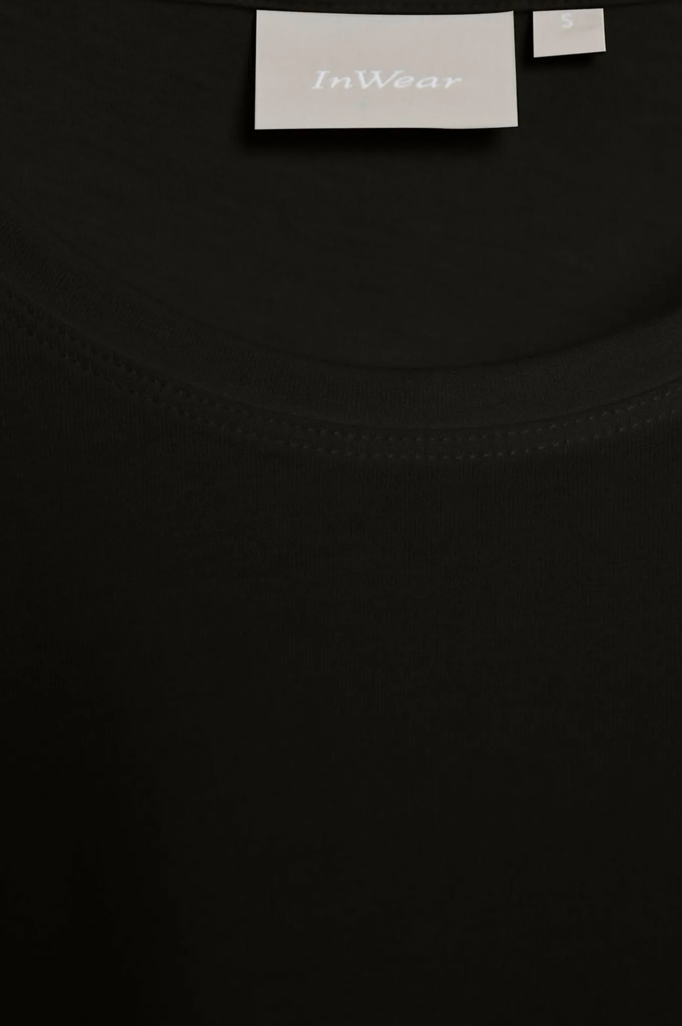 Rena Tshirt Black 30100782